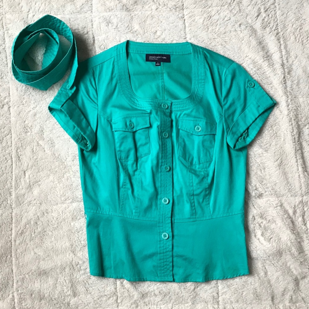 Jones New York Signature blouse w belt